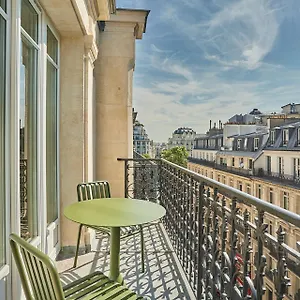 **** Appart hôtel Numa Champs-elysees France